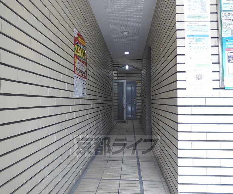 その他共有部分　建物入り口です。