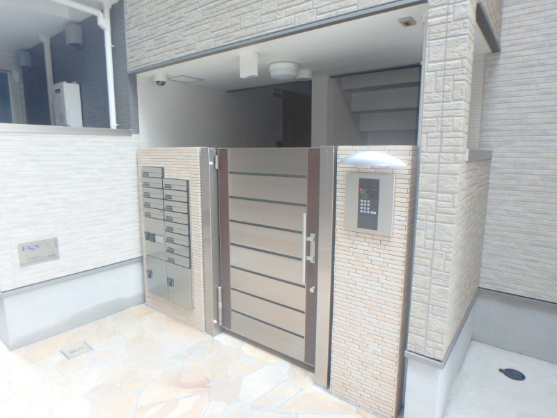 エントランス　建物入口