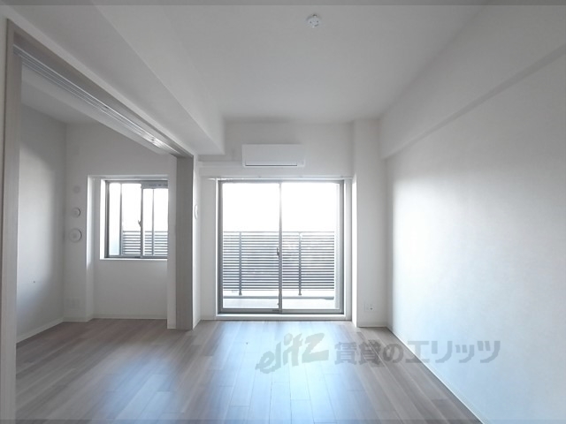 居室・リビング　リビング