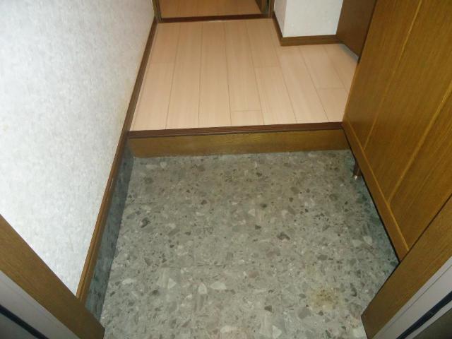 玄関　玄関（イメージ）