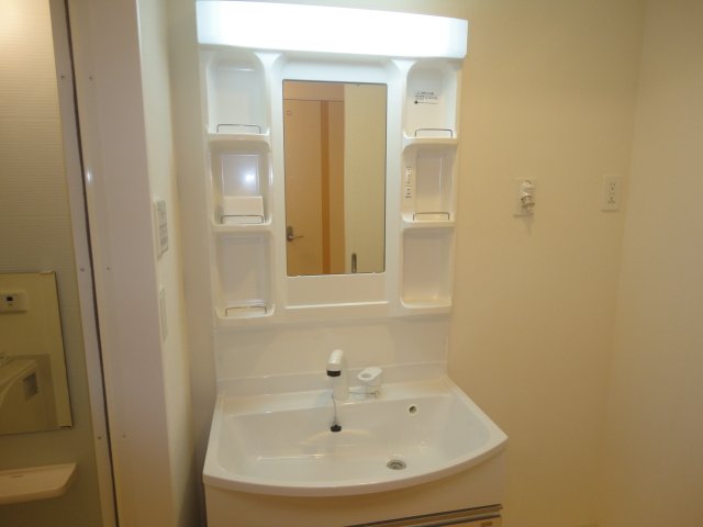 洗面設備　洗髪洗面化粧台