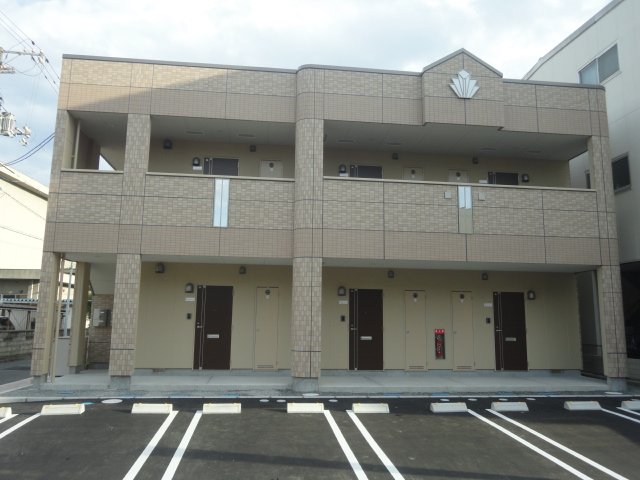 建物外観　外観写真（昼）