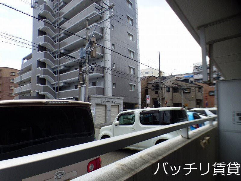 バルコニー　※写真は同マンションの別号室の為、現状を優先します。