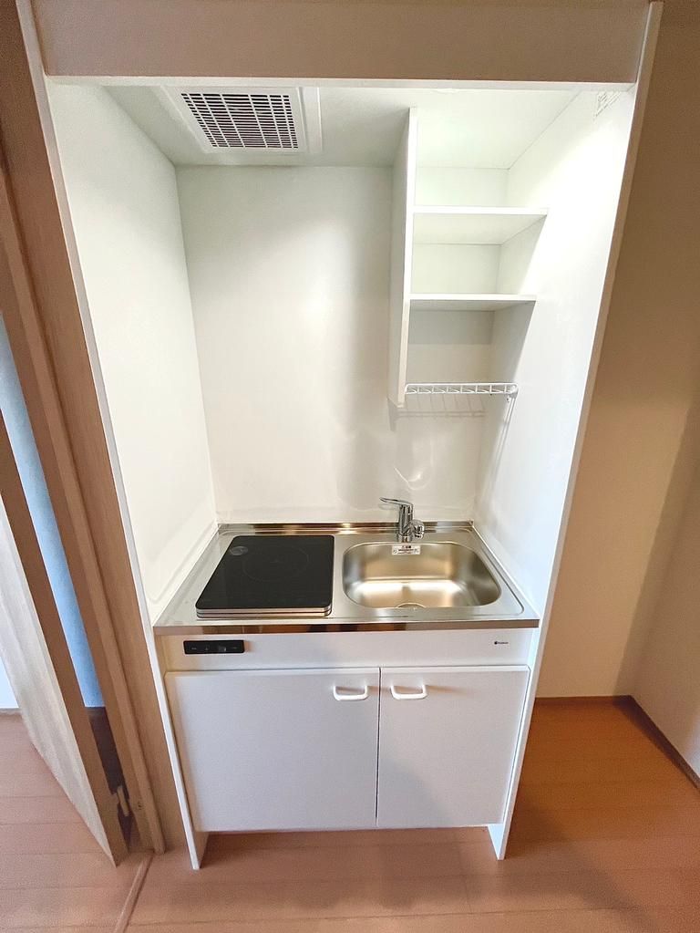 キッチン　同建物　別部屋参照