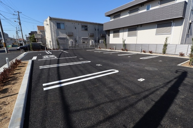 駐車場　駐車場