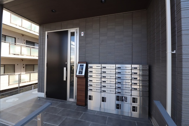 エントランス　エントランス