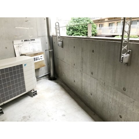 バルコニー　バルコニー