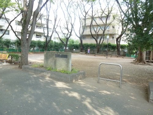 公園　中央通り公園（公園）まで1219m