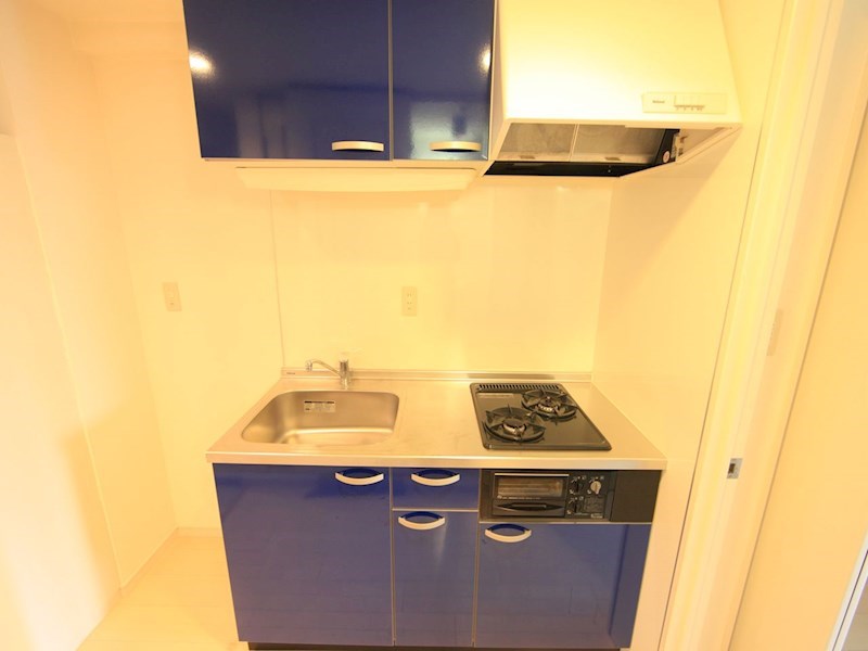 キッチン　システムキッチン（ガス2口コンログリル付）