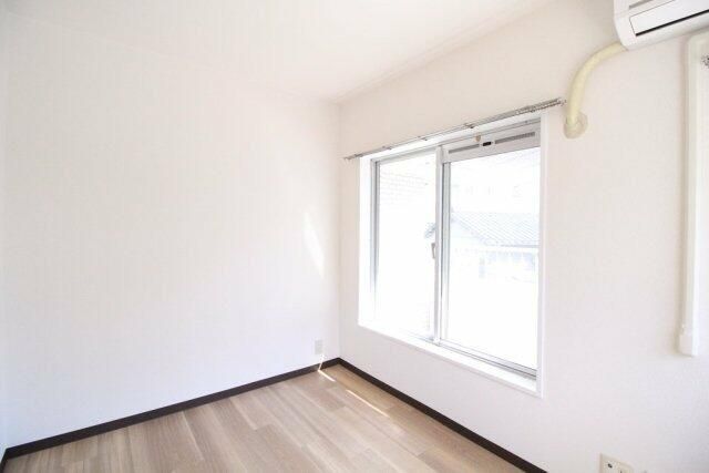 居室・リビング　居間です