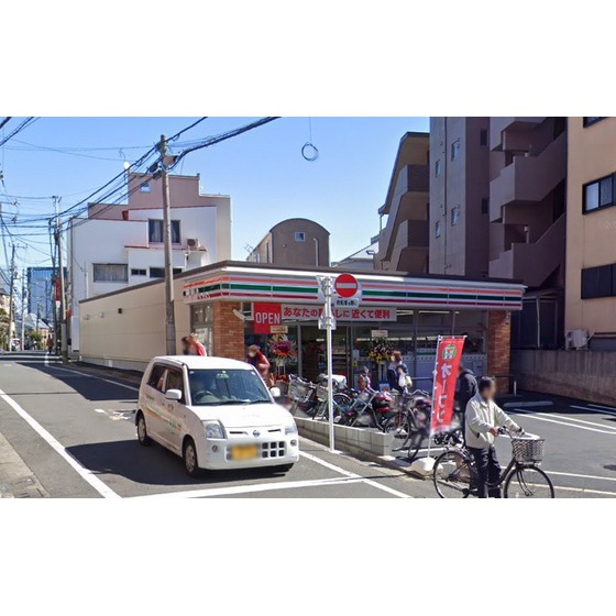 コンビニ　セブンイレブン中野鍋横店（コンビニ）まで114m