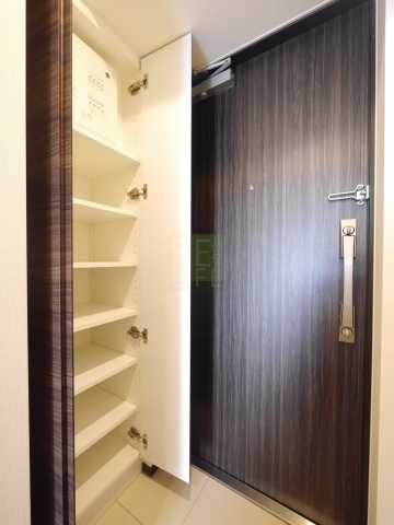 収納　GENOVIA四谷三丁目greenveil