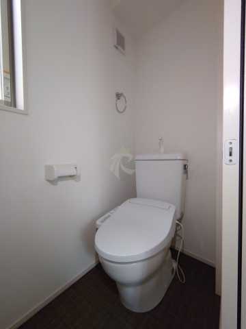 トイレ　お電話でお問い合わせのお客様を対象に初期費用割引中