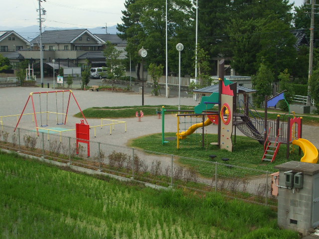 ショッピングセンター　ドン・キホーテ（ショッピングセンター）まで580m