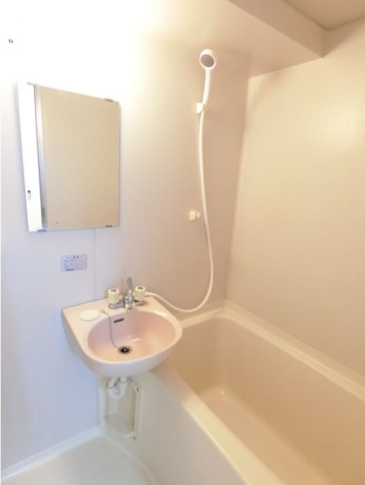 バス・シャワールーム　※現状優先