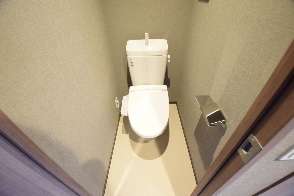 トイレ　シャワー付トイレ