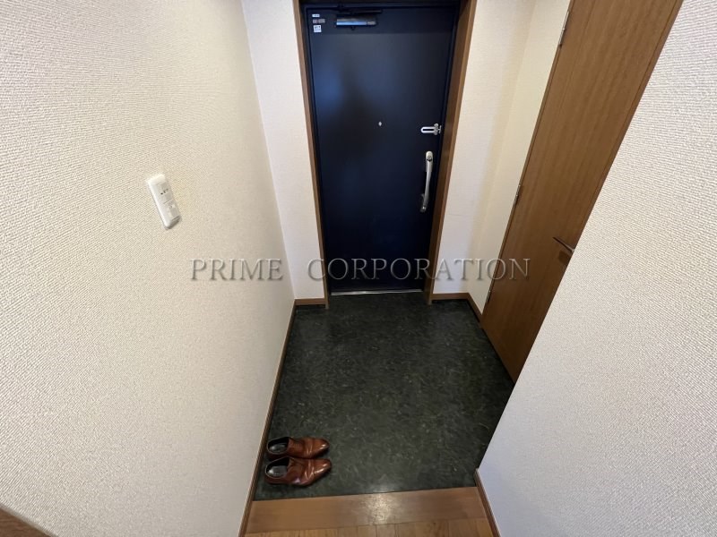 玄関　※参考写真※