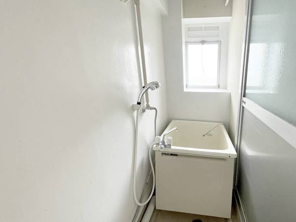 バス・シャワールーム　ビレッジハウスの同一物件・同一タイプの間取りの写真です