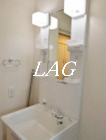 洗面設備　独立洗面台です。