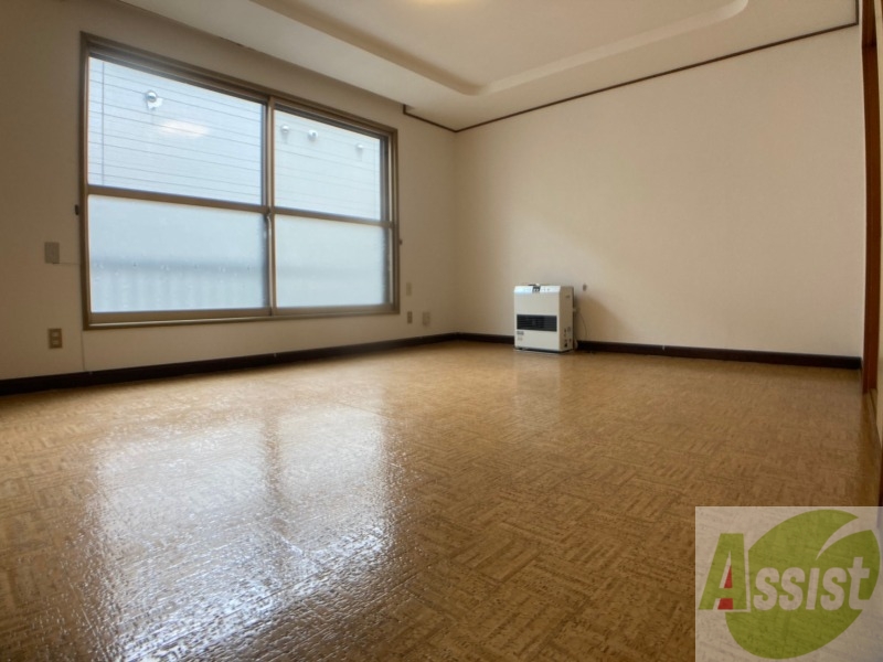 居室・リビング　広くてキレイなＬＤＫが広がっていて、充実した生活が送れそう。