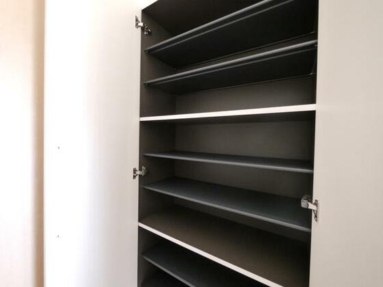 玄関　シューズボックス