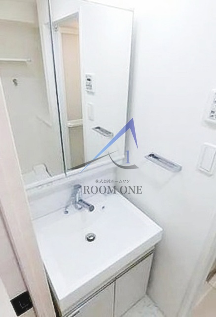 洗面設備　洗面台です。