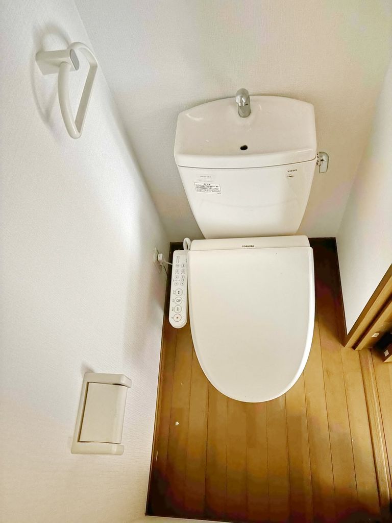 トイレ　トイレ