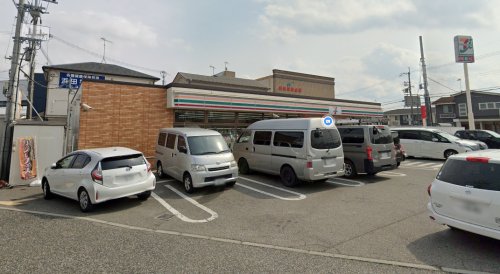 コンビニ　セブンイレブン 明石江井ヶ島駅前店（コンビニ）まで482m