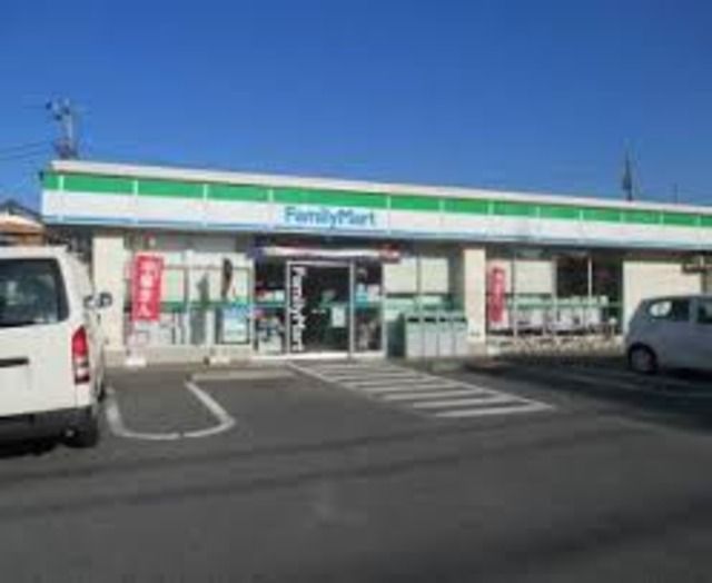 コンビニ　ファミリーマート千葉生実町店（コンビニ）まで270m