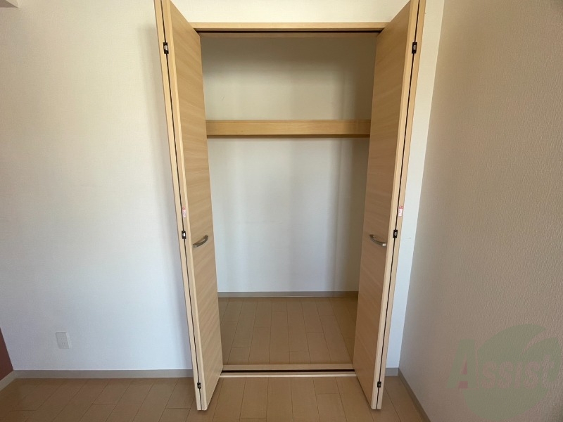 収納　クローゼットがありました。お洋服や荷物はここへ