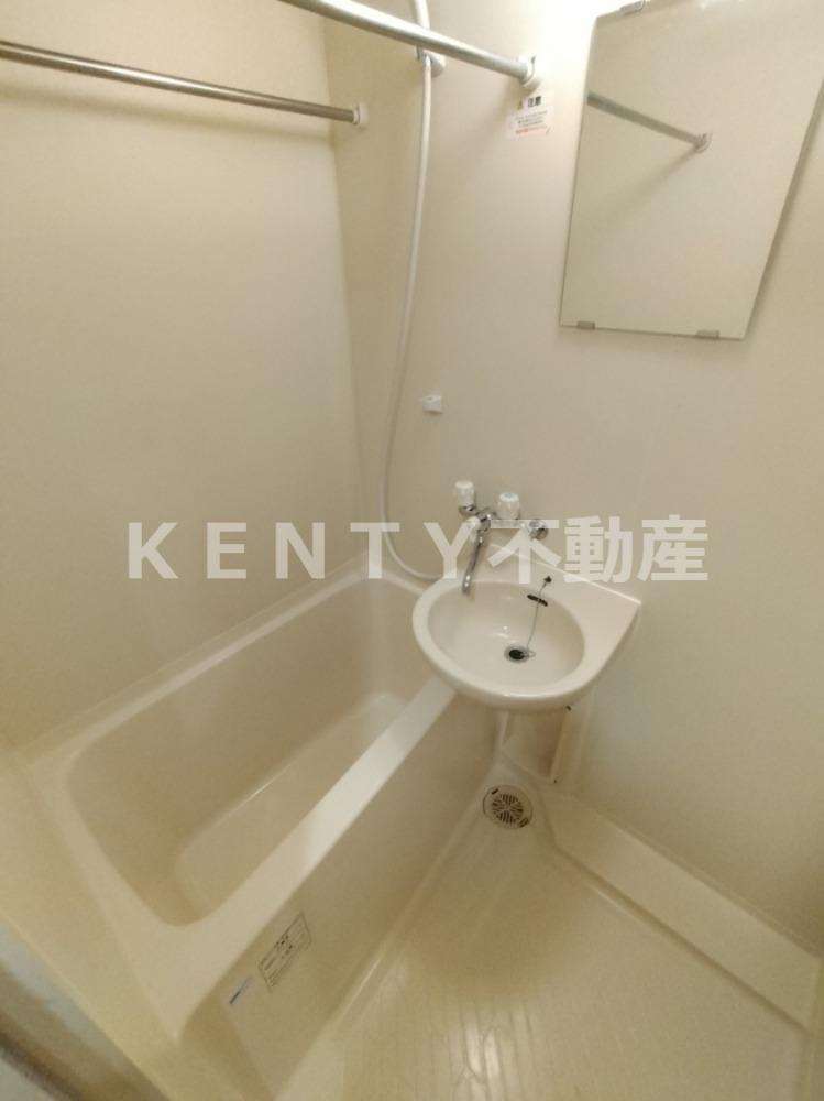 バス・シャワールーム　お風呂です