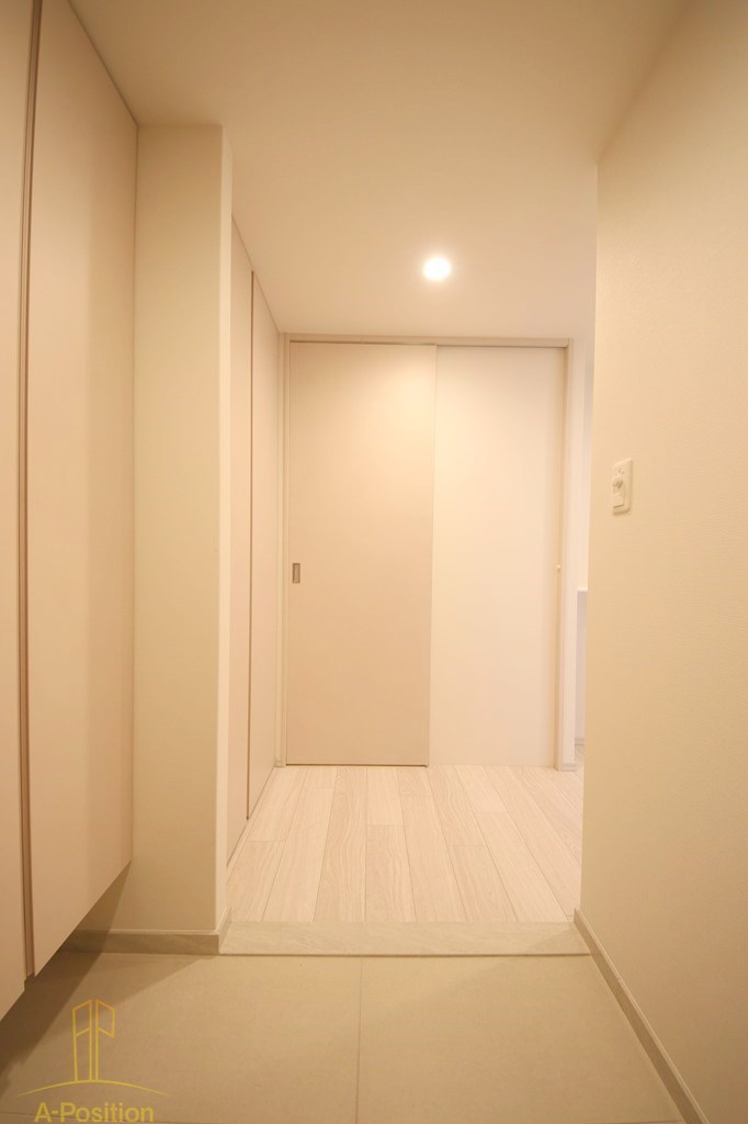 玄関　Dimus北浜