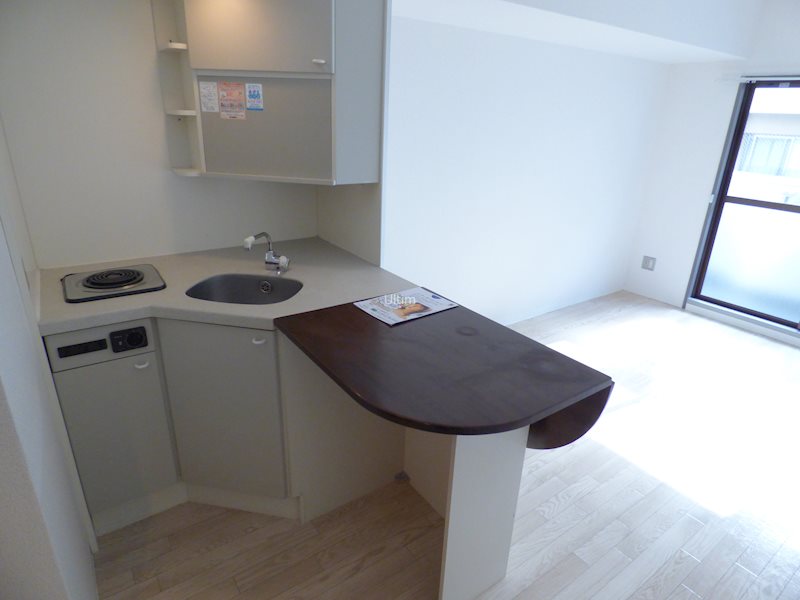 キッチン　別部屋のお写真です。ご参考までに！