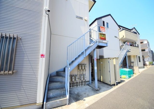 エントランス　★★ロフトがあるのでお荷物が多くてもあんしん★★