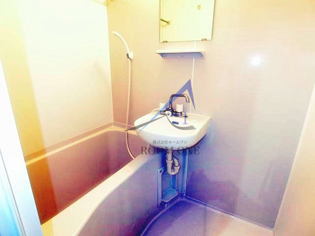 バス・シャワールーム　お風呂です。