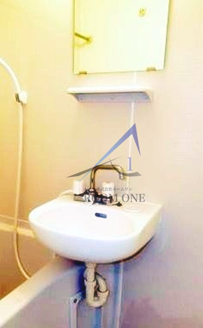 洗面設備　洗面台です。