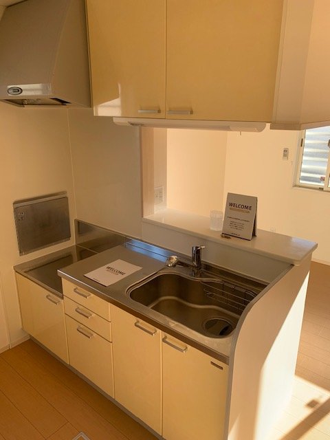 キッチン　収納たっぷりのキッチン　対面キッチン