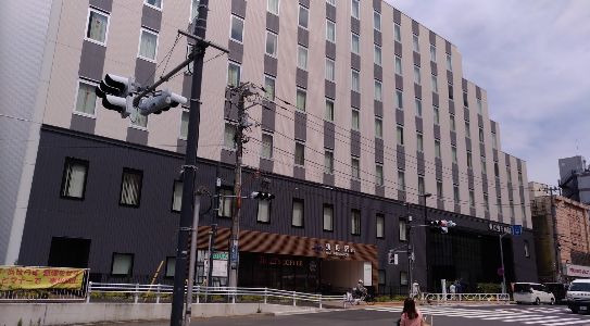 コンビニ　ファミリーマート 曳舟病院前店（コンビニ）まで227m