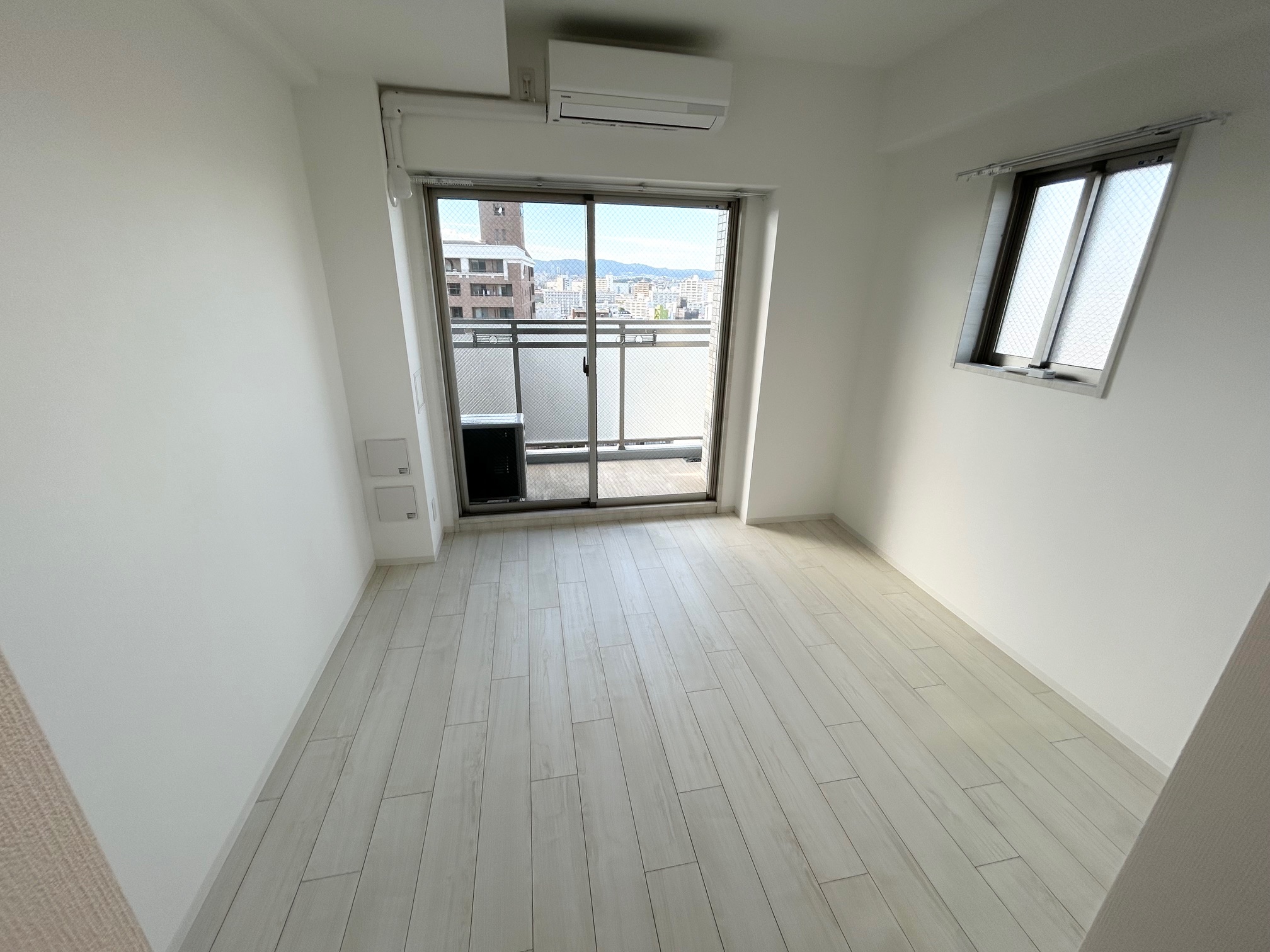 その他　※写真は同マンションの別室内の写真になります