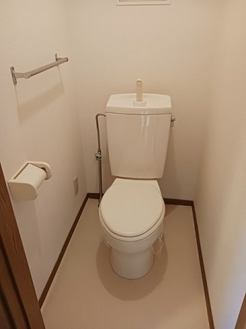 トイレ　シンプルで使いやすいトイレです