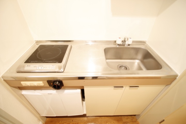 キッチン　※他部屋参考写真