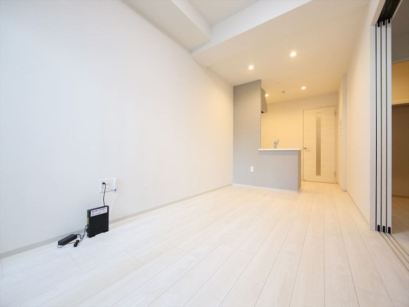 居室・リビング　ＬＤＫ10.3帖　カウンターキッチン　エアコン完備