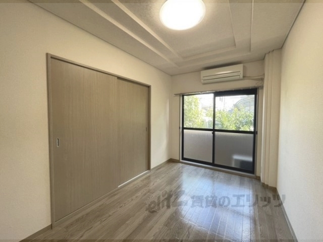 居室・リビング　洋室