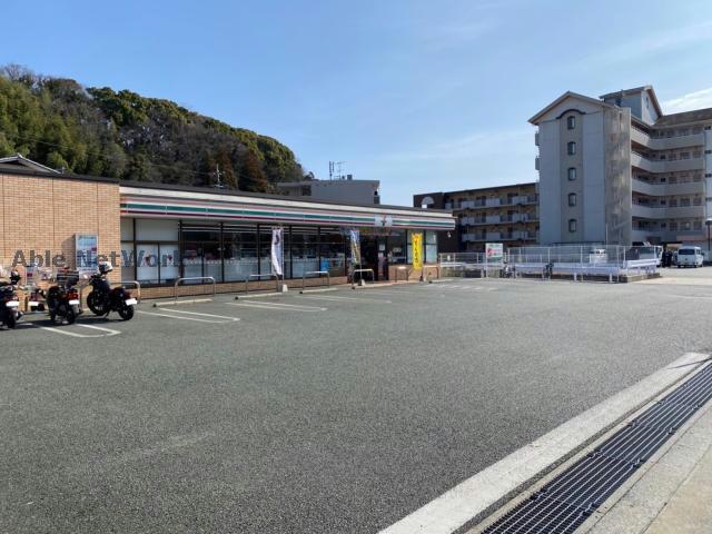 コンビニ　セブンイレブン熊本崇城大学前店（コンビニ）まで486m