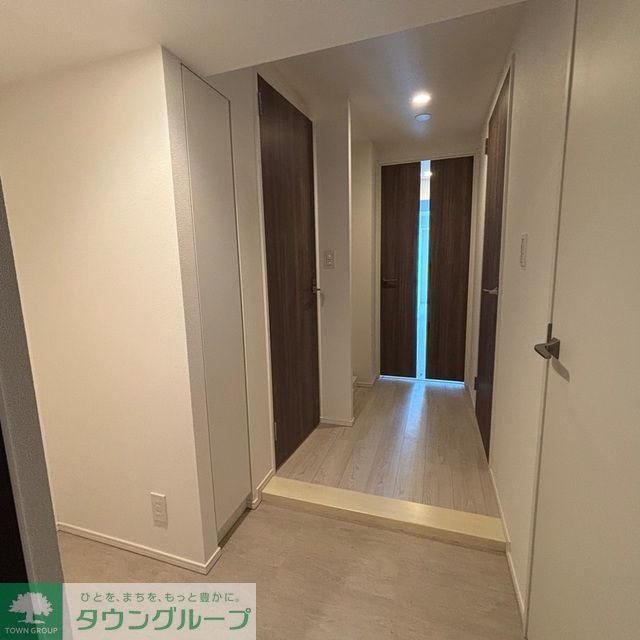 玄関　※写真は同タイプ住戸です。