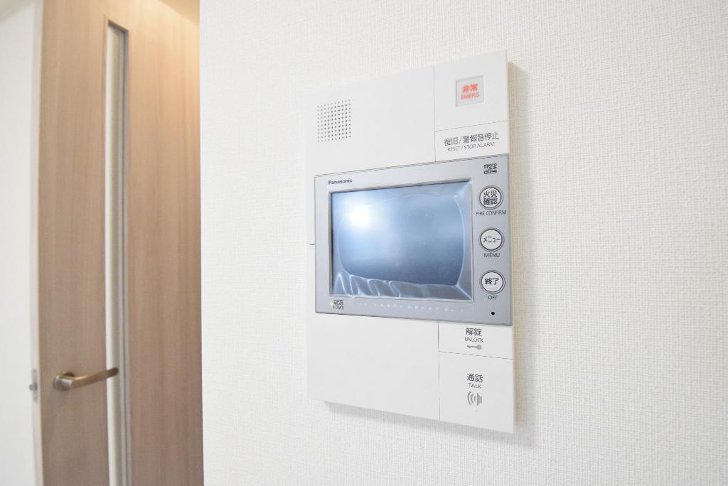 セキュリティ　カメラ付インターホン