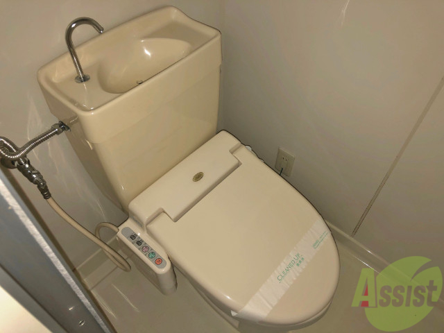 トイレ　ウォシュレット付きのトイレです。シャワートイレは日本の宝