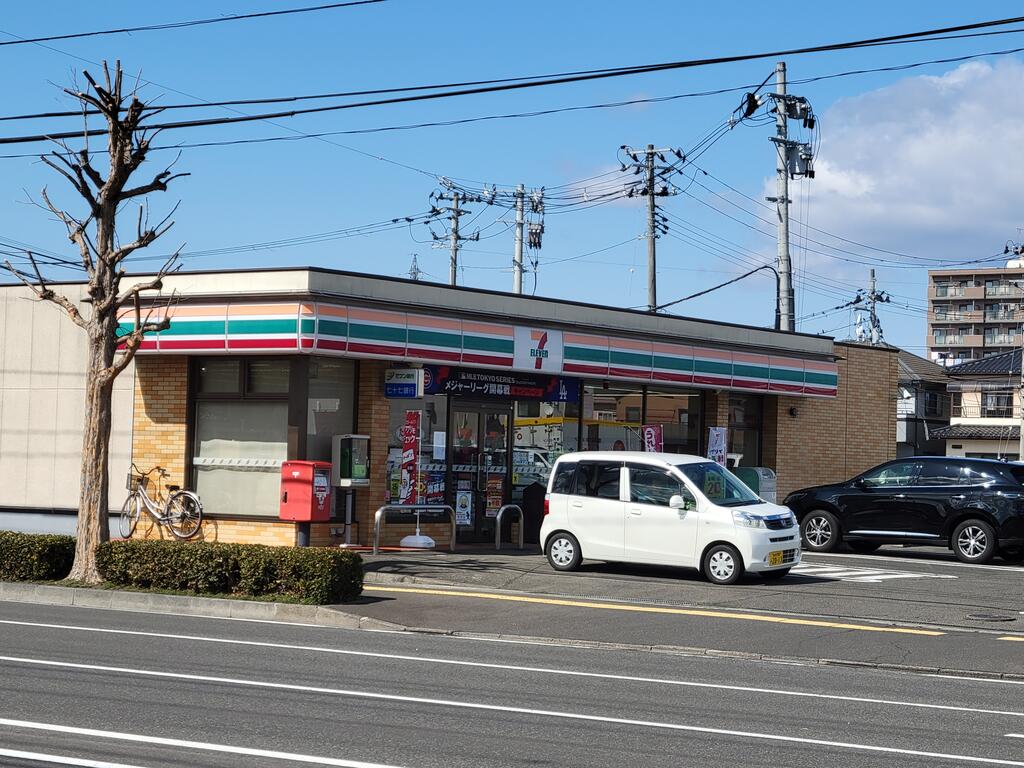 コンビニ　セブンイレブン南仙台駅前店（コンビニ）まで845m
