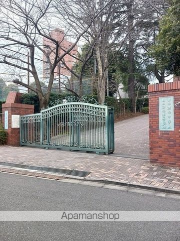 大学・短大　目白大学（大学・短大）まで198m