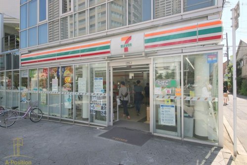 コンビニ　セブンイレブン 大阪上本町6丁目店（コンビニ）まで89m